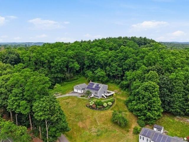 House for sale in West Newbury, Massachusetts