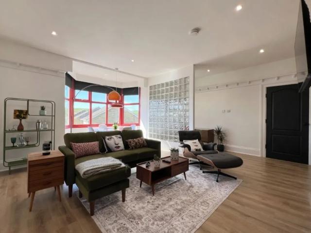 Apartment for rent in Bardsey, West Yorkshire