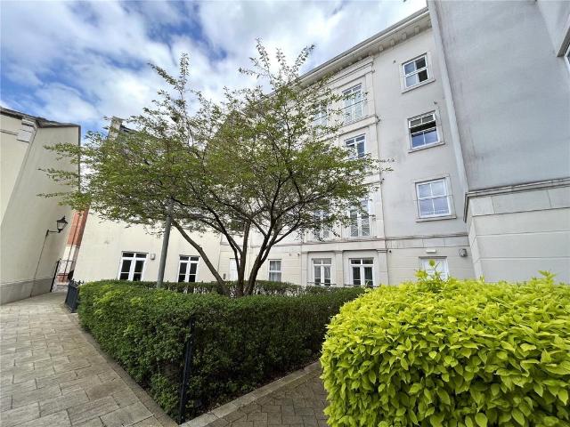 Apartment for rent in Dickens Heath, West Midlands