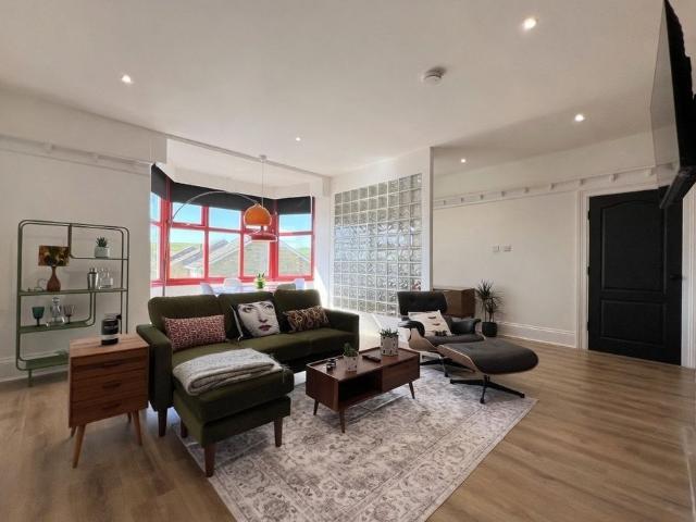 Apartment for rent in Bardsey, West Yorkshire