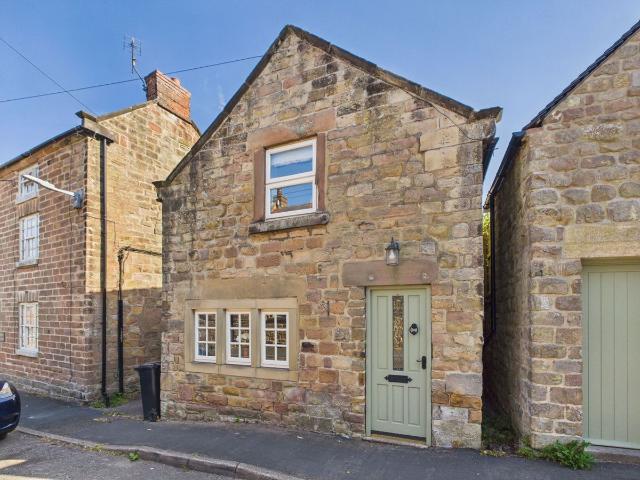 House for rent in Froggatt, East Midlands