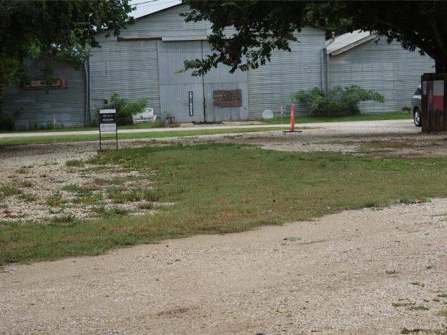 Property for rent in Lexington, Texas
