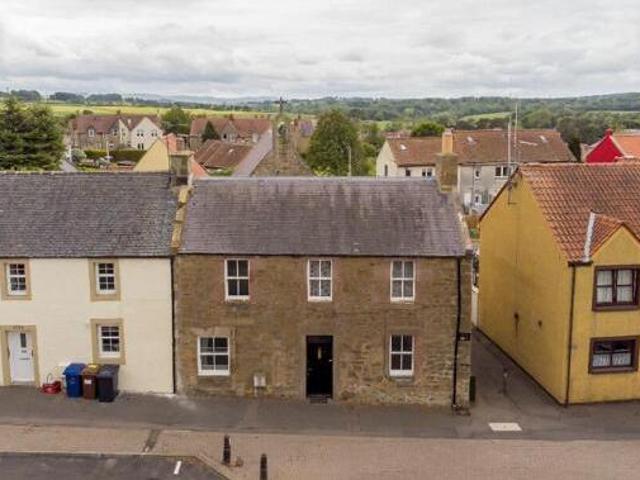 House for sale in Pathhead, Scotland