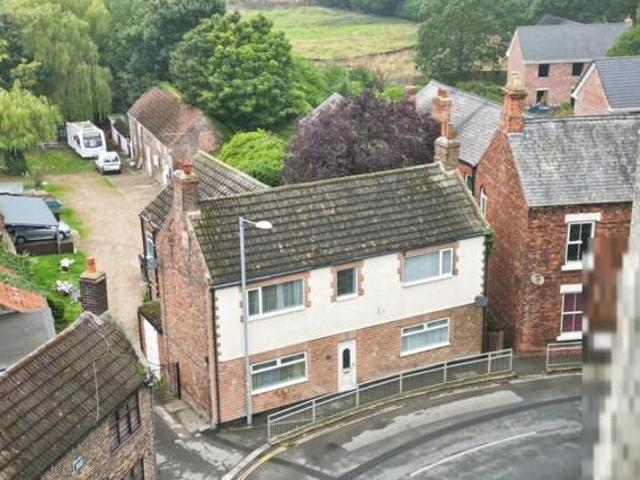 House for sale in Higher Bartle, Lancashire