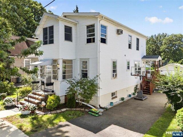House for sale in Bloomfield, Essex County