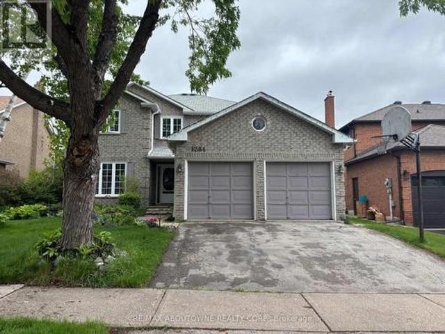 House for rent in Oakville, Ontario