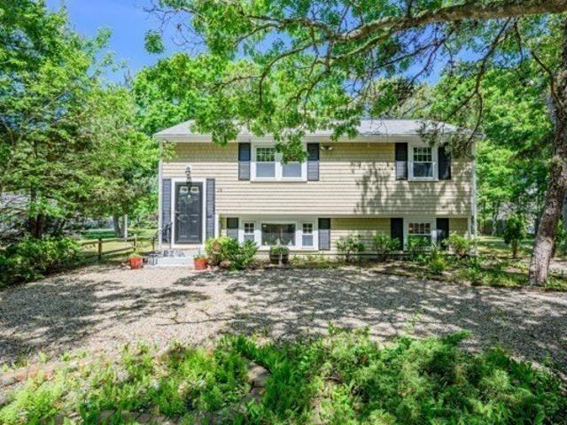 House for sale in South Yarmouth, Massachusetts