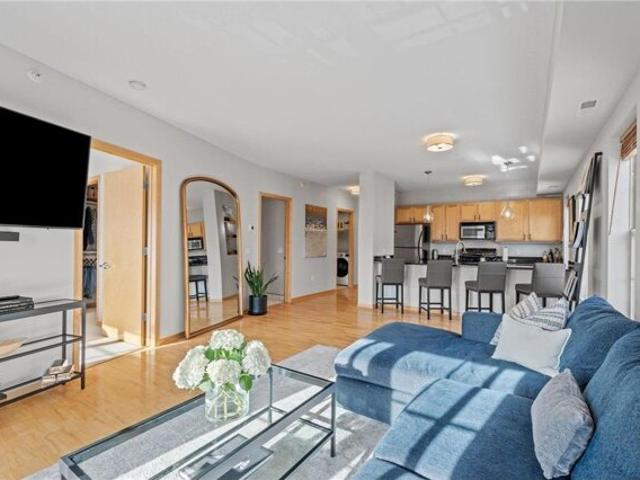 Condo for sale in Hennepin, Minnesota