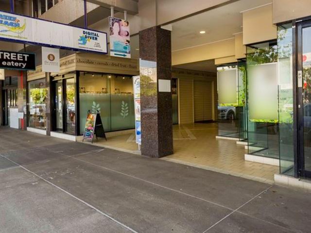 Retail for rent in Cairns, Queensland