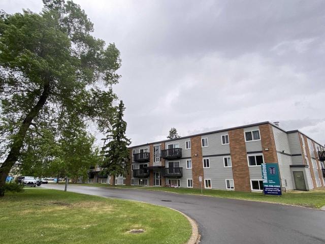 Apartment for rent in Wedgewood, Alberta