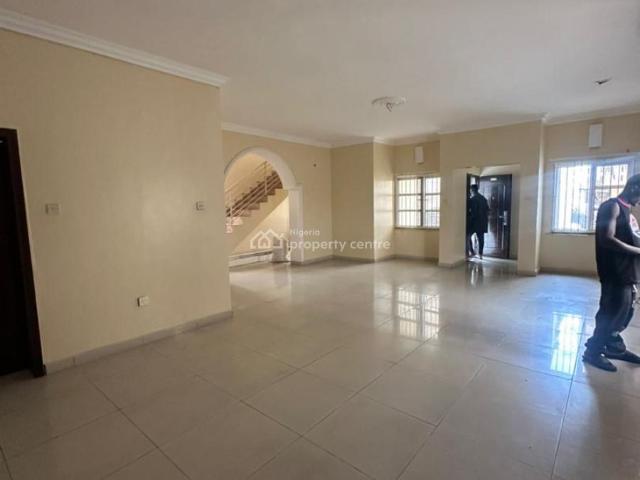 Detached house for rent in Eti Osa, Abuja