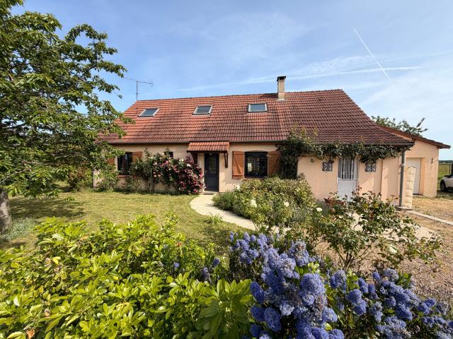 Maison vente à Chartres, Pierres