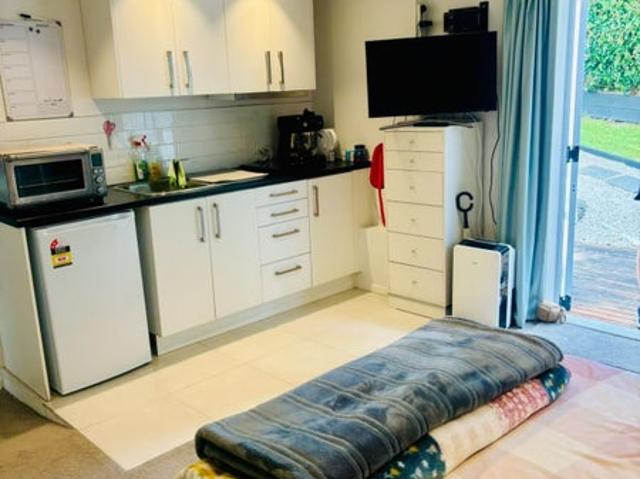 Apartment for rent in Whangaparaoa, Oroua County