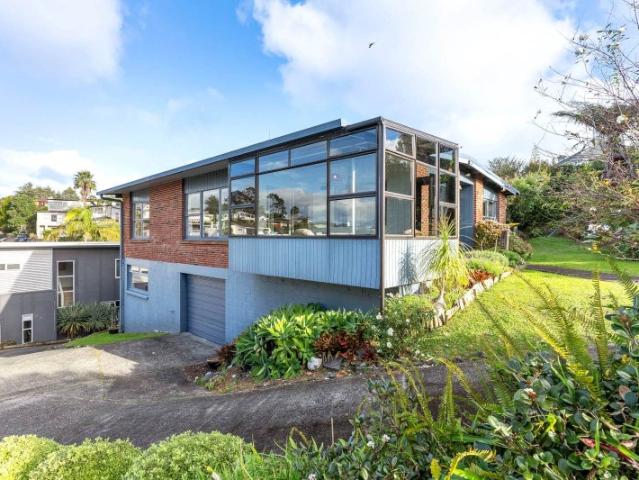 House for rent in Whangaparaoa, Oroua County