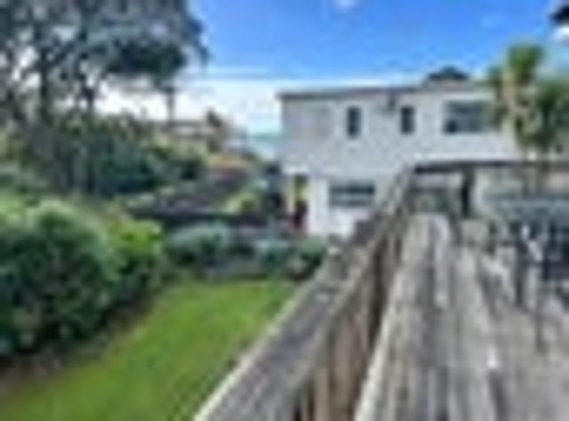 House for rent in Whangaparaoa