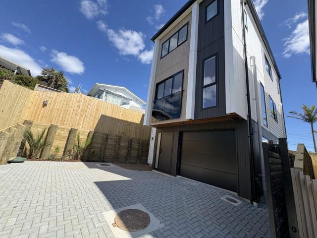 House for rent in Whangaparaoa, Oroua County