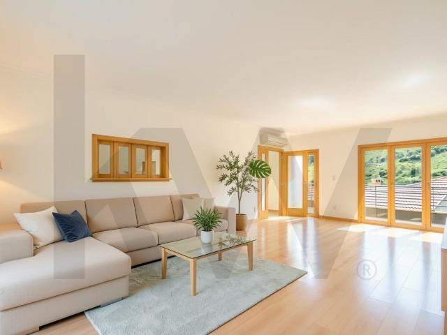 Apartamento venda em Ramada e Caneças, Odivelas