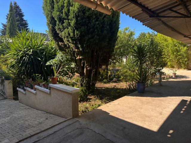 Maison vente à Nîmes, Meynes