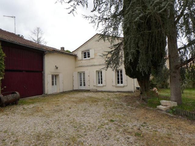 Maison vente à Le Bourg, Lugon-et-l'Île-du-Carnay