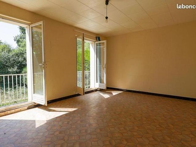 Maison vente à Avranches, Isigny-le-buat