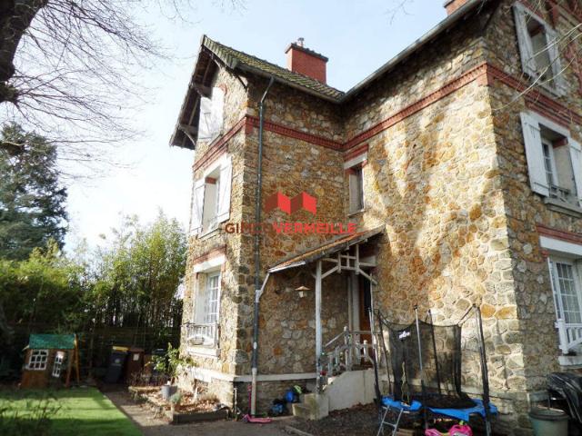 Maison vente à Versailles, La Celle-saint-cloud