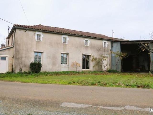 Maison vente à Fontenay-le-Comte, Tallud-sainte-gemme