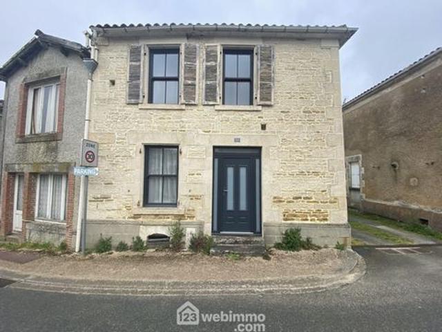 Maison vente à Fontenay-le-Comte, La Jaudonnière