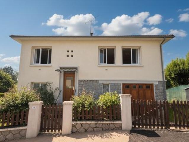 Maison vente à Aurillac, Montsalvy