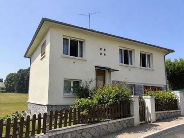 Maison vente à Aurillac, Montsalvy