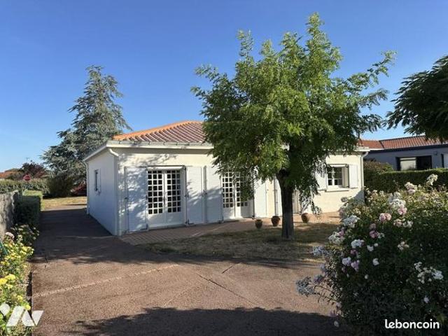 Maison vente à Fontenay-le-Comte, Saint-michel-en-l'herm