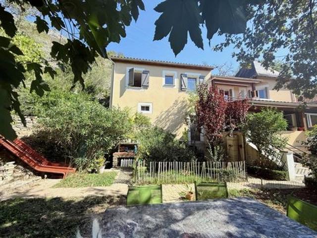 Maison vente à Cahors, Lamagdelaine