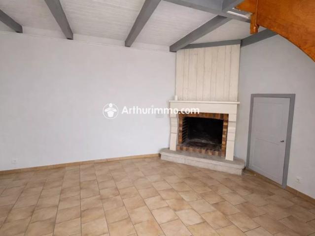 Maison vente à Saint-Jean-d'Angély, Aulnay