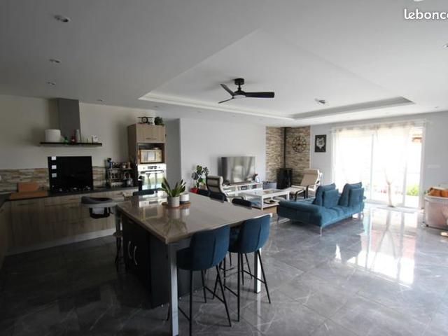Maison vente à Thiers, Culhat