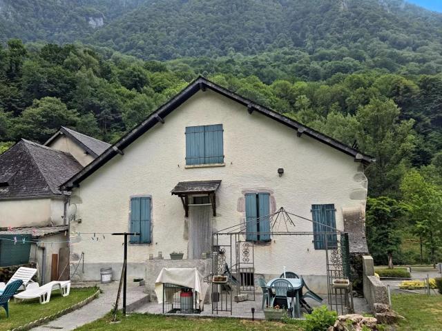 Maison vente à Oloron-Sainte-Marie, Cette-eygun