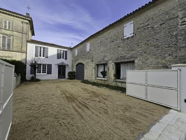 Maison vente à Saint-Jean-d'Angély, Authon-ebéon