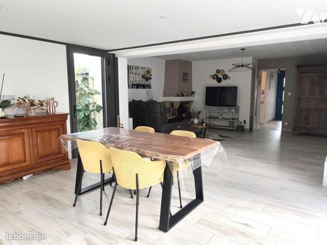 Maison vente à La Roche-sur-Yon, Le Poiré-sur-vie