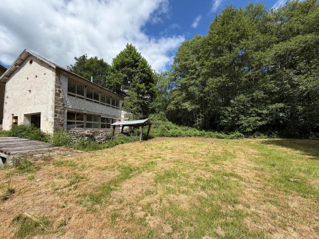 Maison vente à Thiers, Celles-sur-durolle