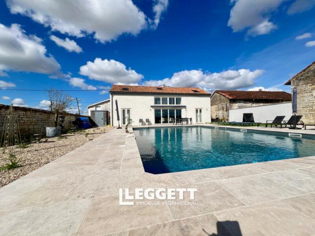 Maison vente à Saintes, Les Essards