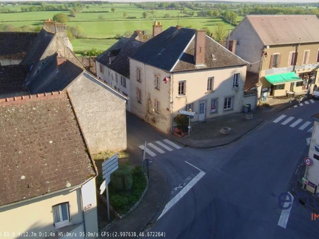 Maison vente à Montluçon, Couleuvre
