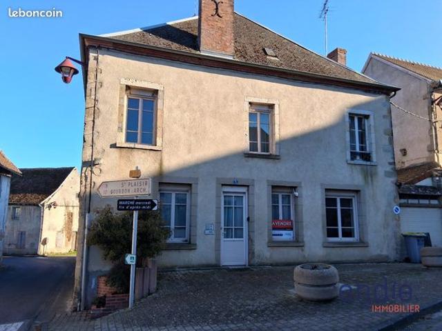 Maison vente à Montluçon, Couleuvre