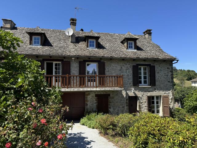 Maison vente à Aurillac, Montsalvy