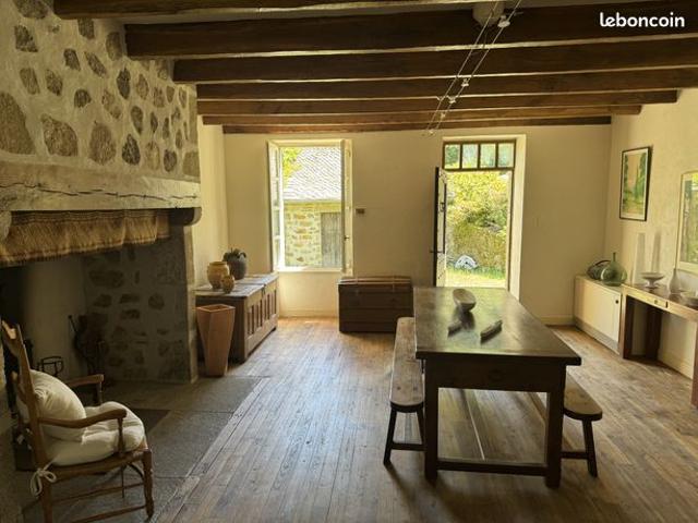 Maison vente à Aurillac, Montsalvy