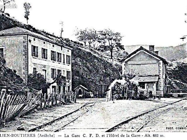 Maison vente à Saint-Julien-d'Intres, Ardèche