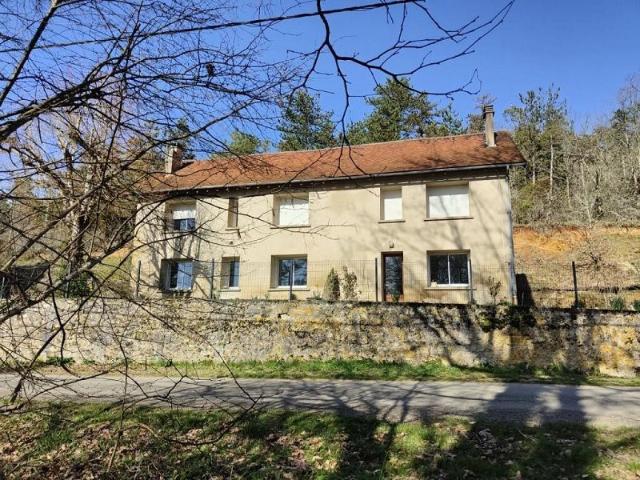 Maison vente à Nontron, La Chapelle-faucher