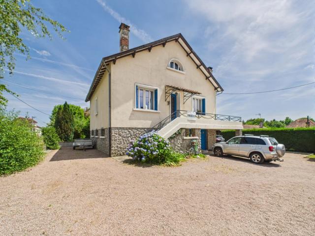 Maison vente à Nontron, Mialet