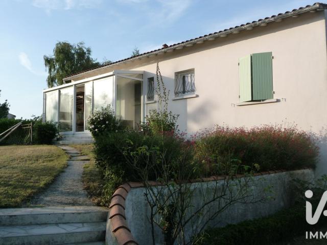 Maison vente à Saintes, Saint-georges-des-coteaux