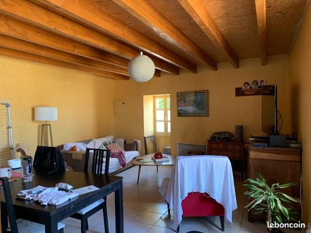 Maison vente à Azay-le-Brûlé, Deux-Sèvres