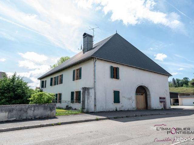 Maison vente à Pontarlier, Rochejean