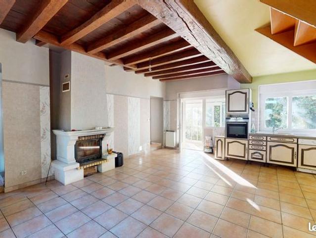Maison vente à Bourges, Précy