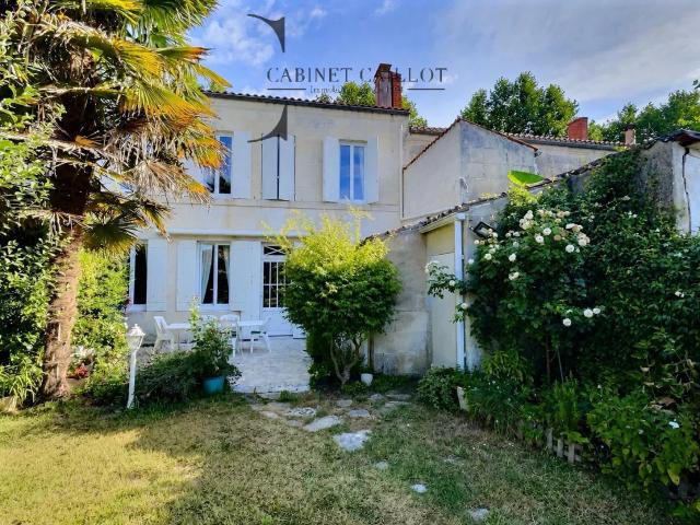Maison vente à Saintes